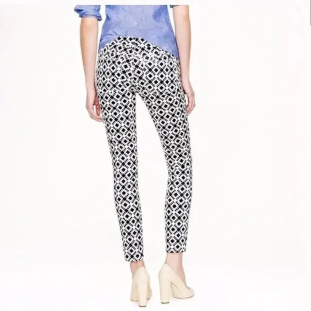 J.CREW Toothpick Skinny Pant in Geometric Kilim Print • Size 28 Art Pop Vibe